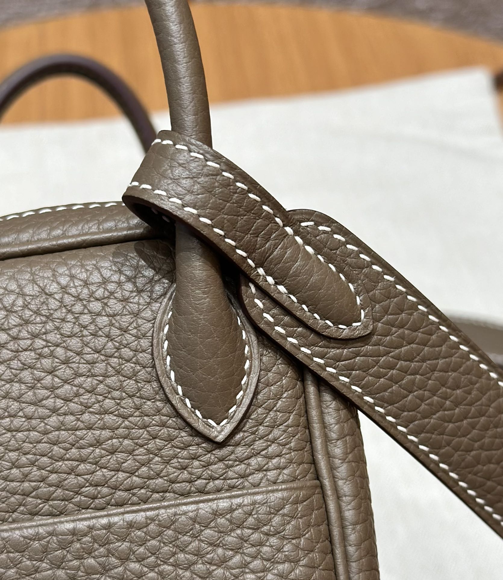 Hermès Mini Lindy 18Etoupe Handbag (Handmade to Order)