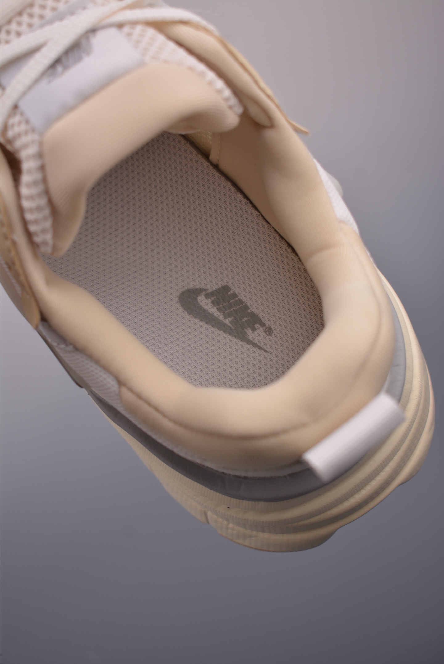 Nike V2K Runtekk 