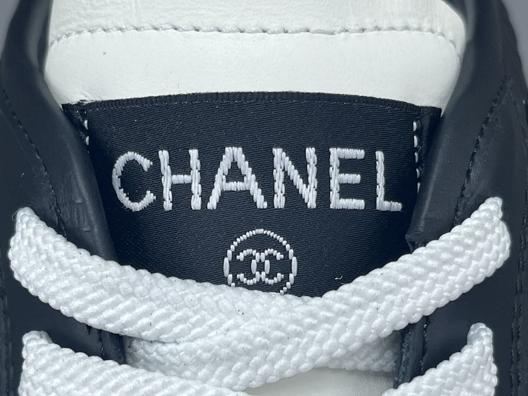 Chanel A25 CC Calfskin Trainers Sneaker G46372-B19848-NAFGO