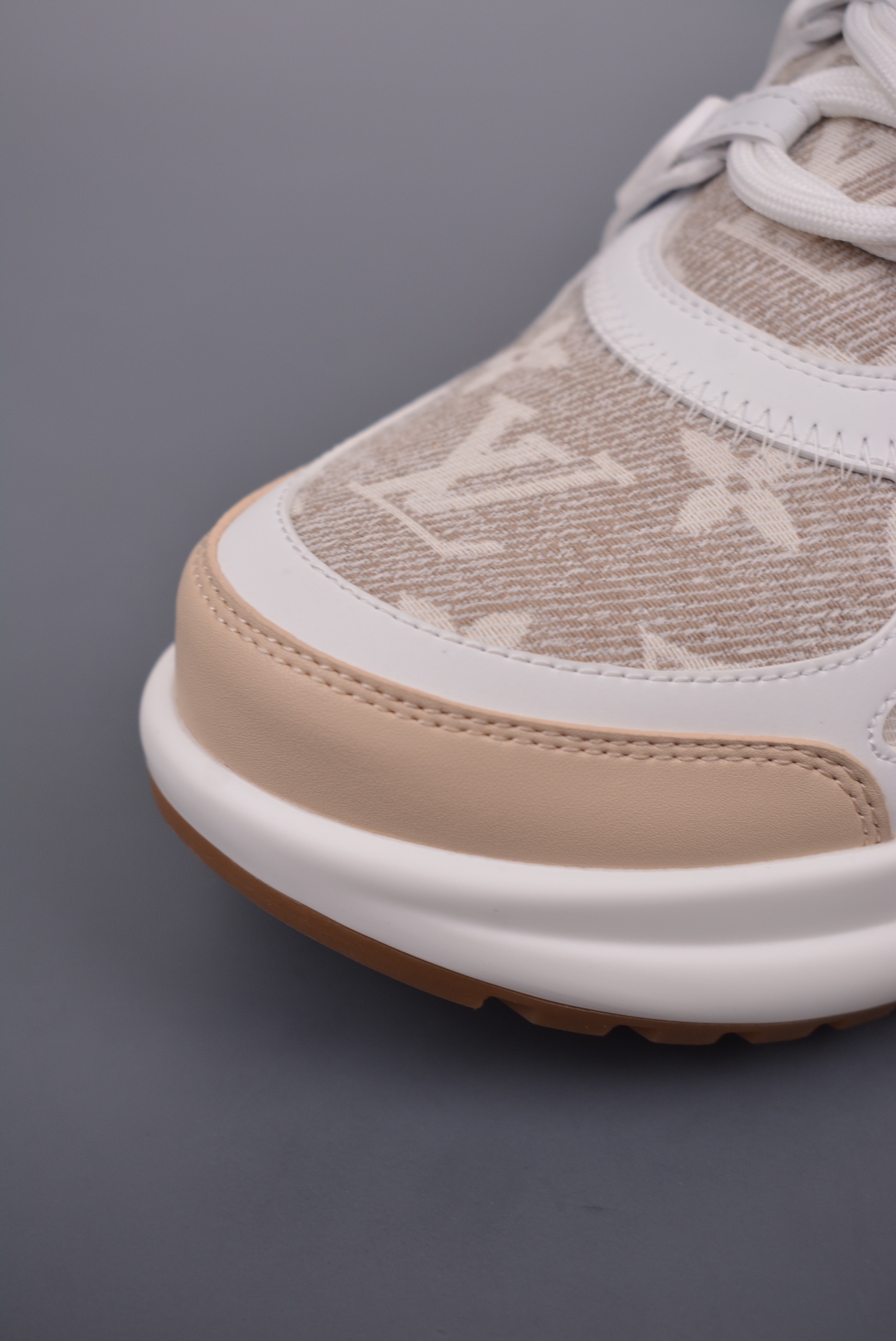 Louis Vuitton Archlight Sneakers Off-White Jacquard