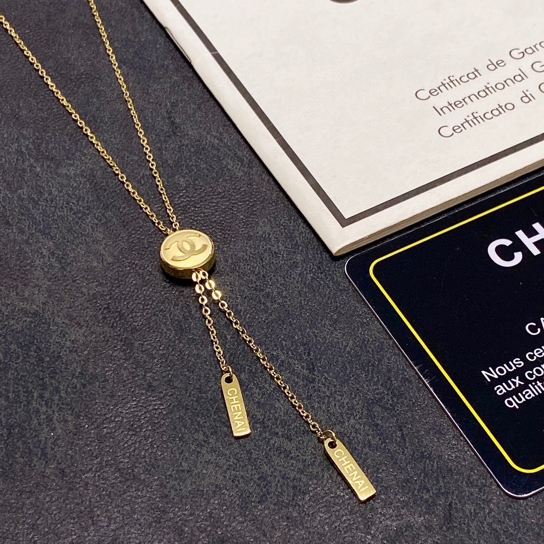 Chanel Round CC Pendant Necklace