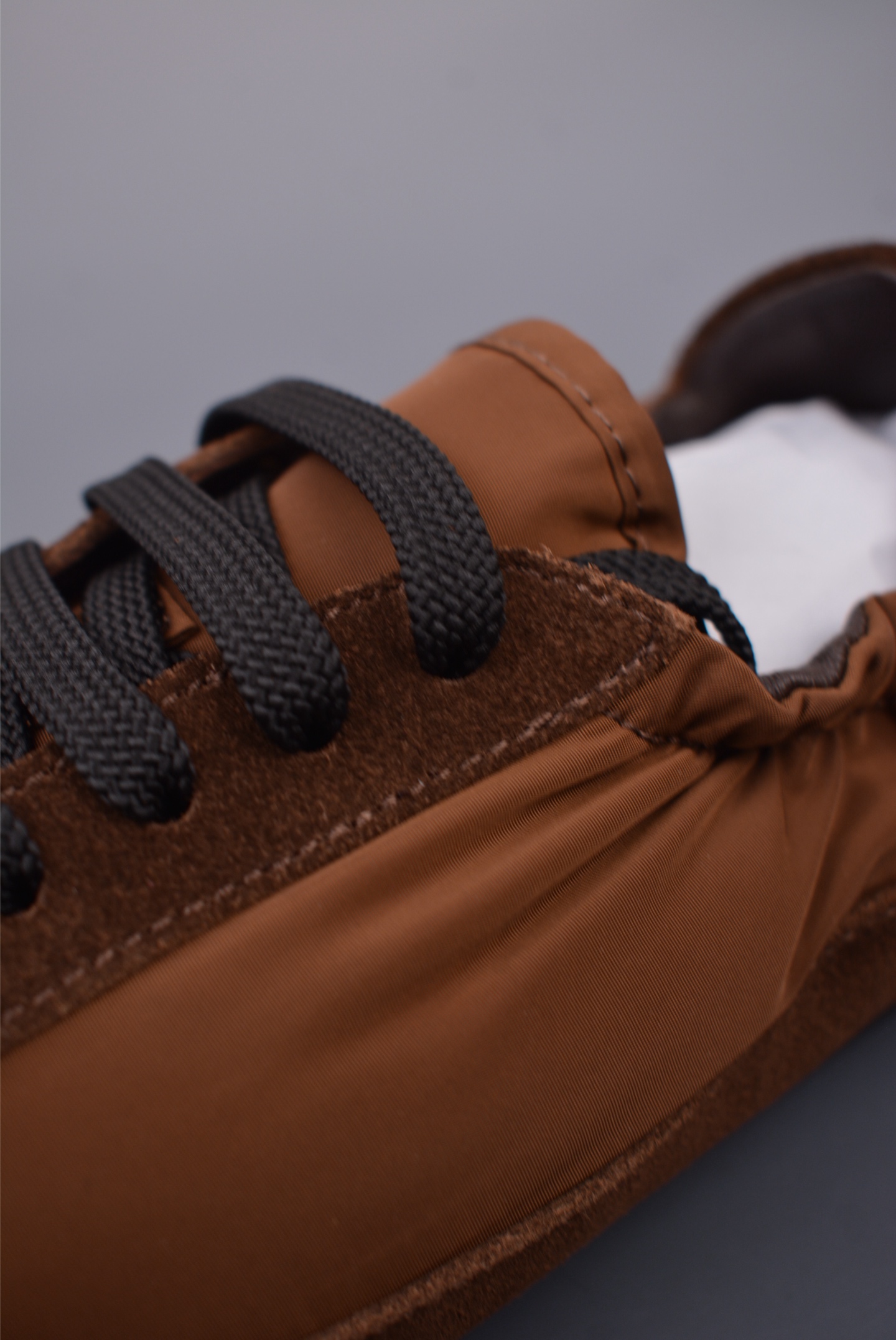 Prada SpringSummer Show Thin-soled Dexterity Shoes Dark Brown