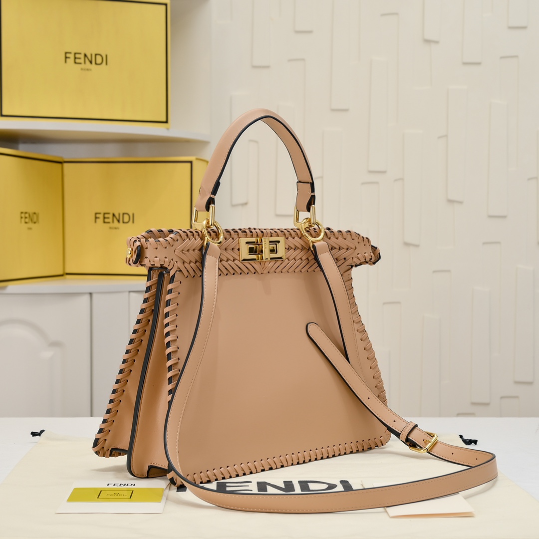 FENDI Iconic ekaboo ISeeU Large Bag 3317