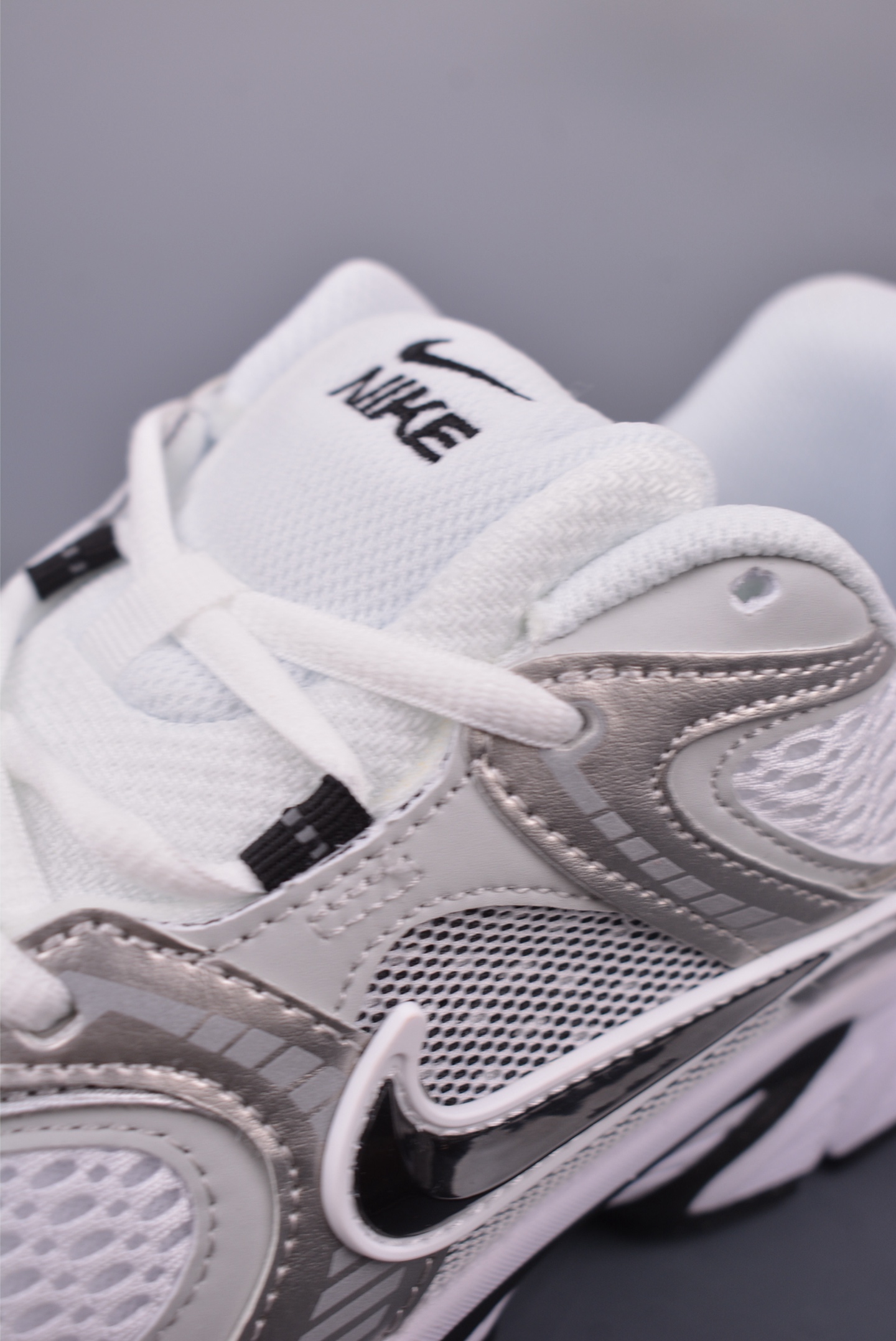 Nike V5 RNR 