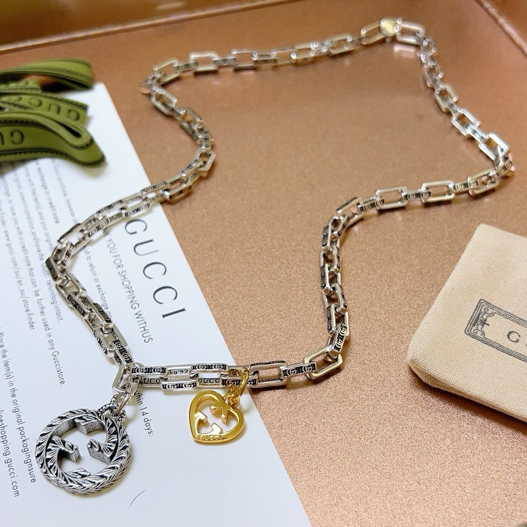 Gucci Anger Forest Series GG Chain Gold Heart Necklace