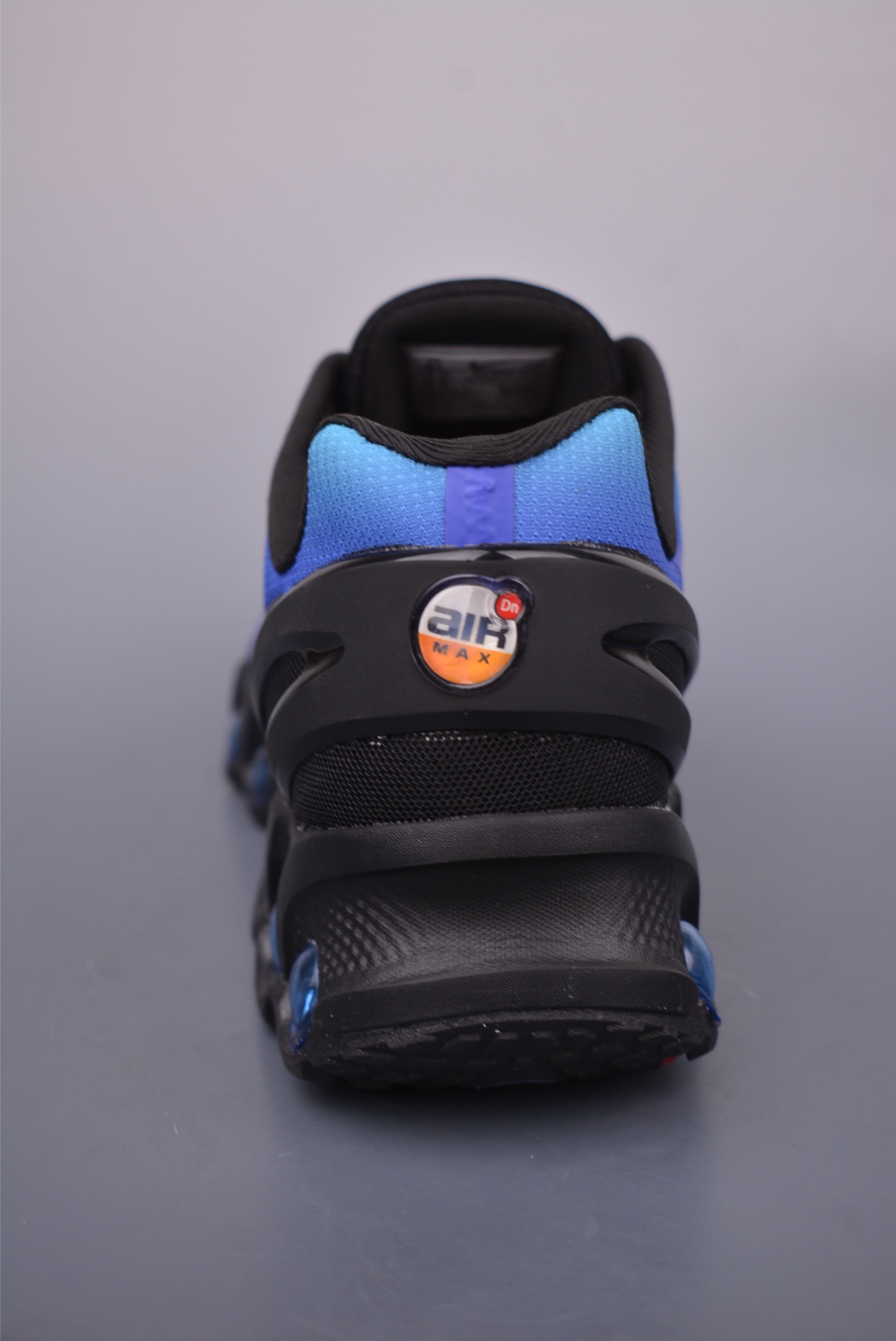 Nike Air Max DN8 running shoes royal blue black FQ7860-019