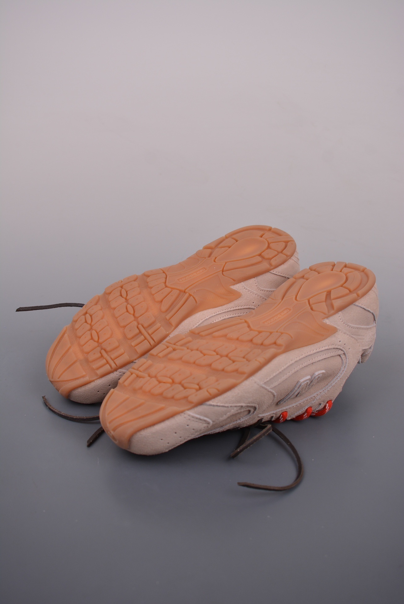 Miu Miu x New Balance 530 SL 