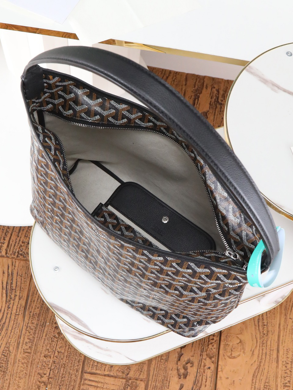 Goyard bohemian hobo 020223