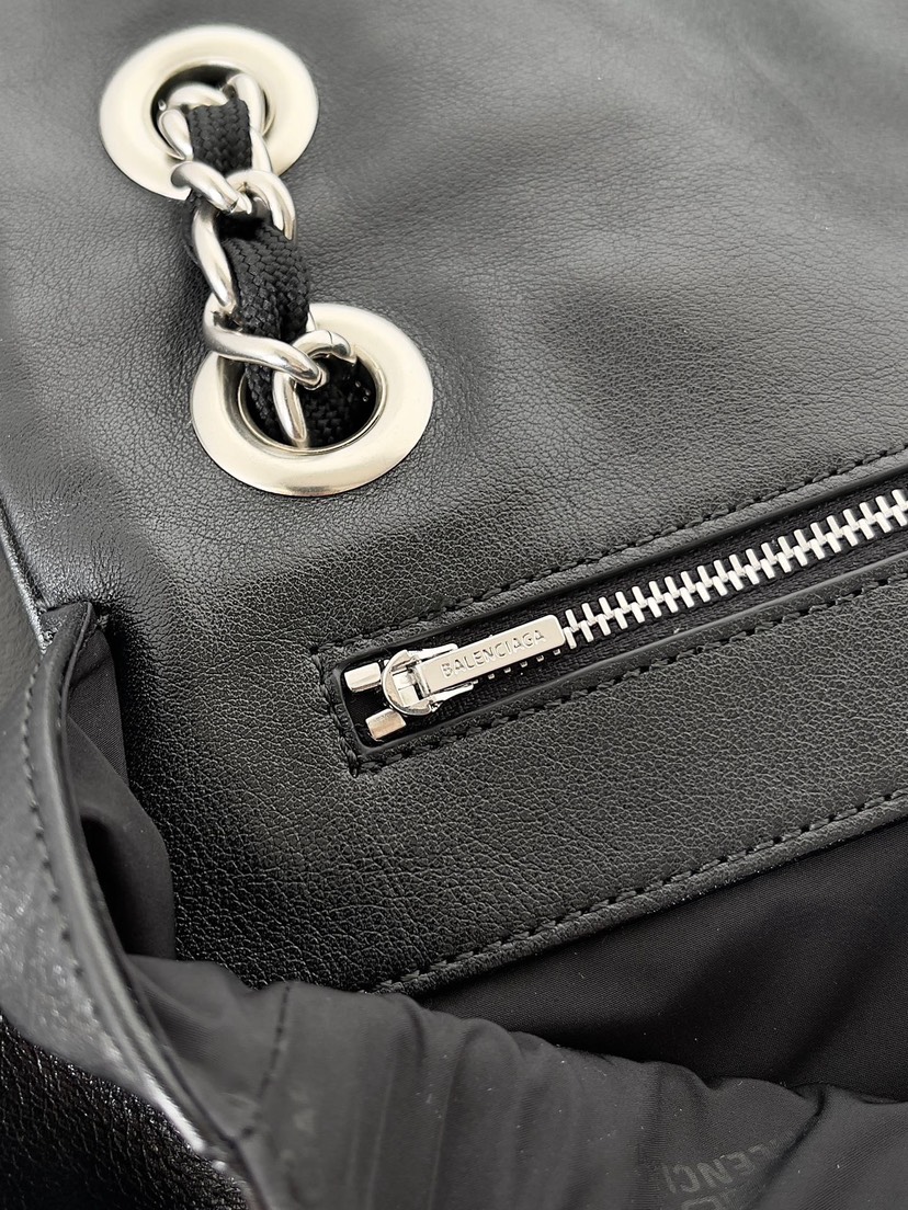 Balenciaga 2025 Early Spring Series MoDu Handbag