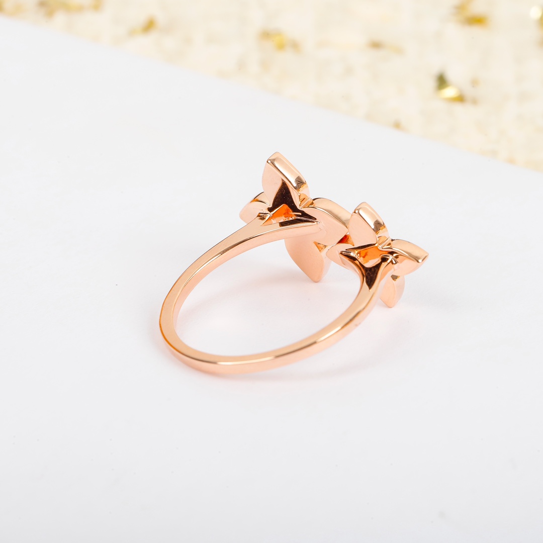 Louis Vuitton STAR BLOSSOM Floral Ring