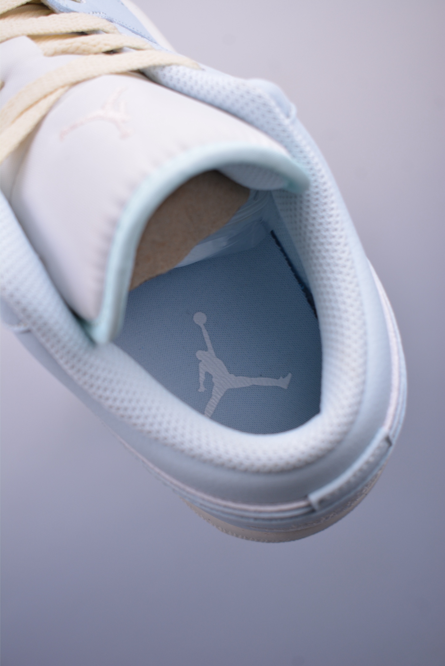 Nike Air Jordan 1 Low AJ1 basketball shoes Light Blue Beige HJ5999-400