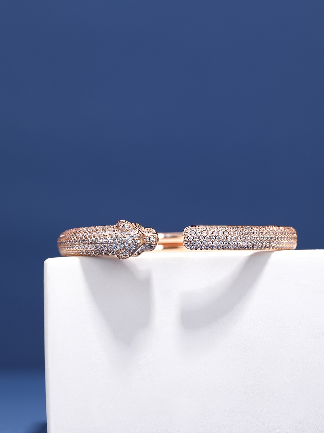Cartier cheetah full diamond bracelet