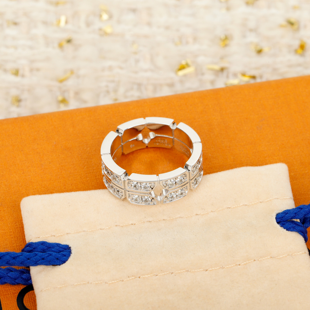 Louis Vuitton Tumbler Ring