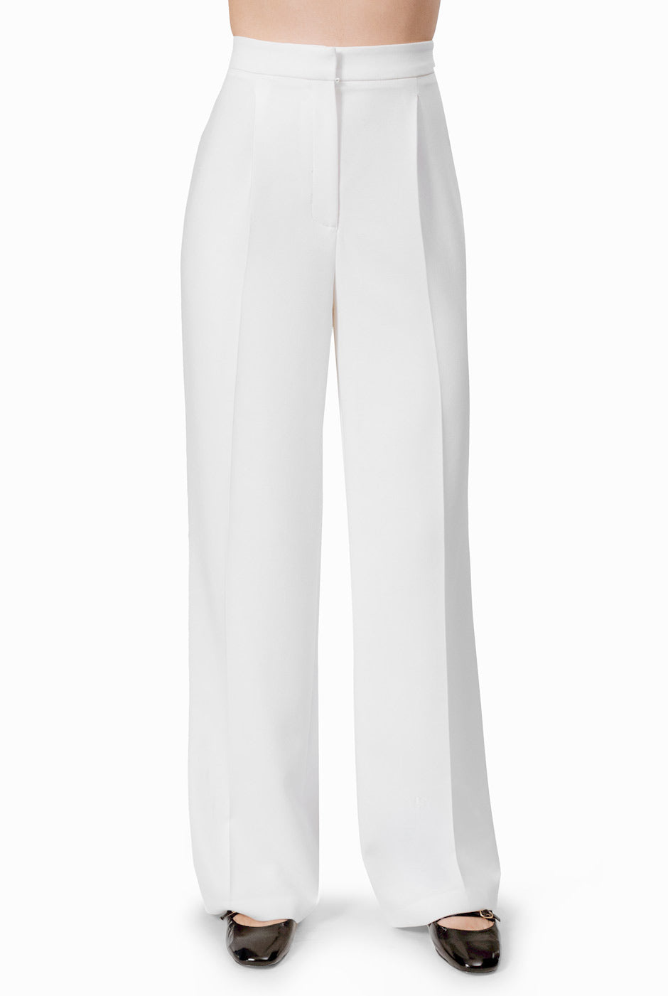 Pantalon sastreado y pierna ancha