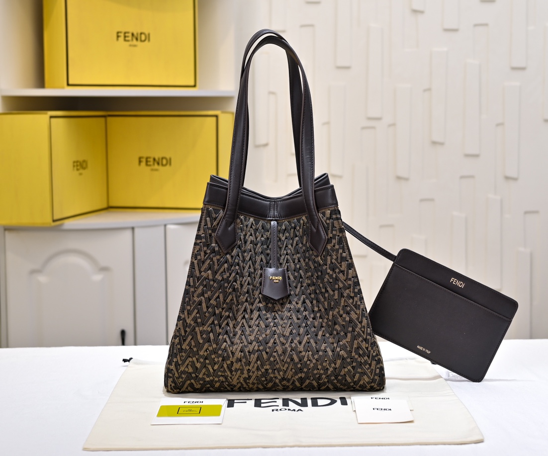 FENDI Origami Classic Old Flower Folding Bag 6655