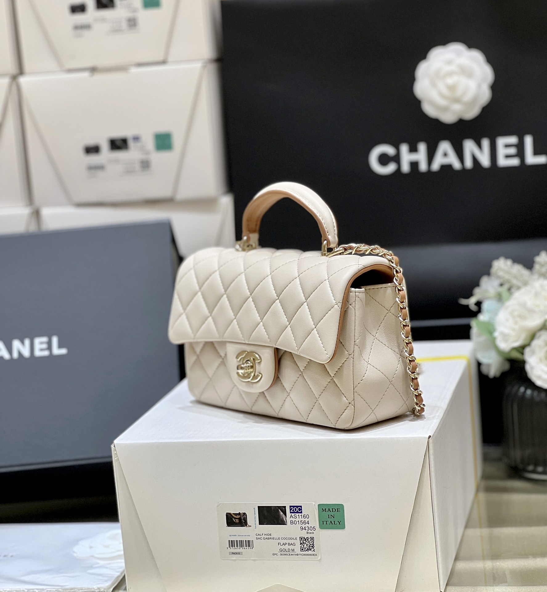 Chanel 23S cf mini handle AS2431