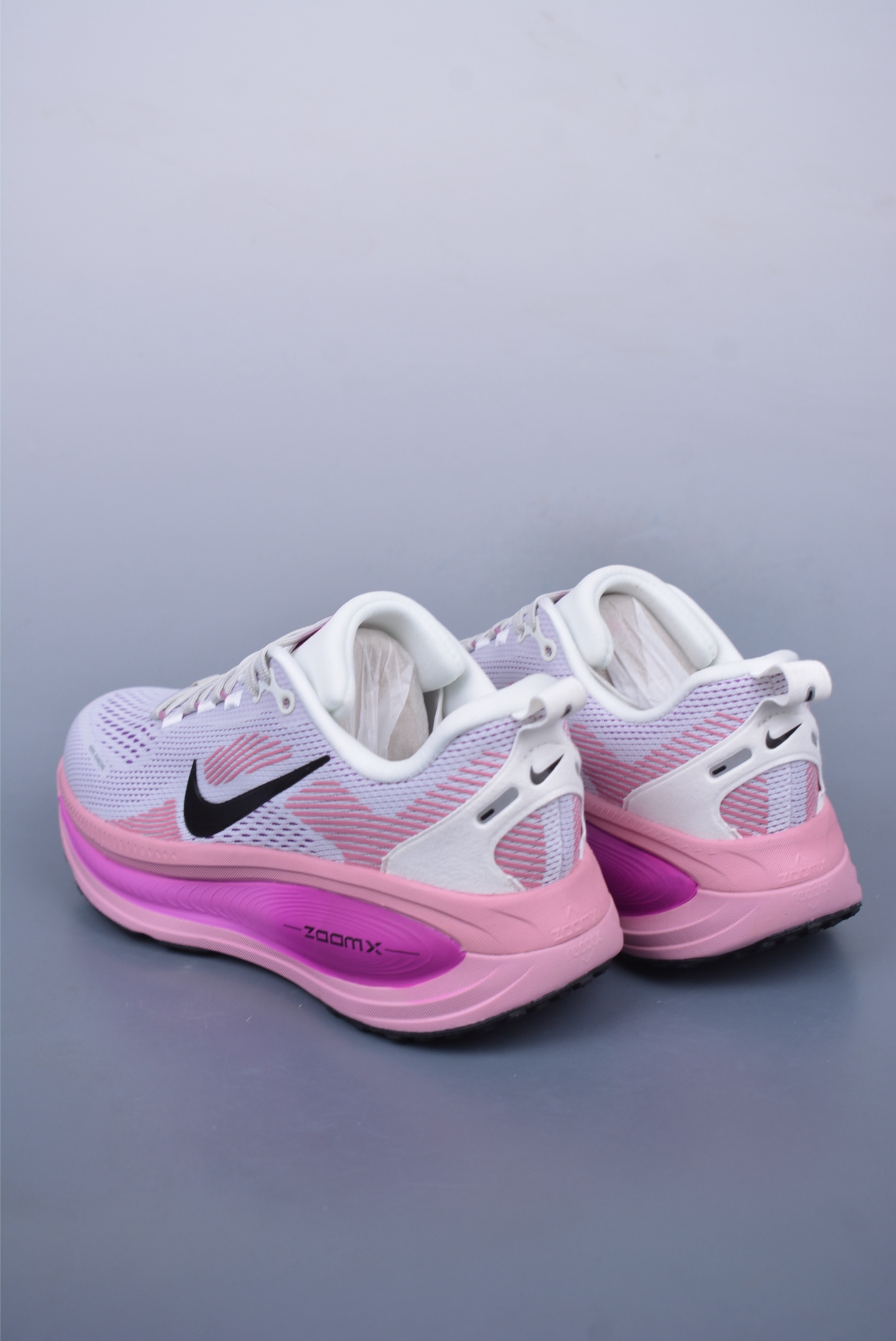 Nike Vomero 18 ZoomX running shoes White Purple Black Hook HM6803-105