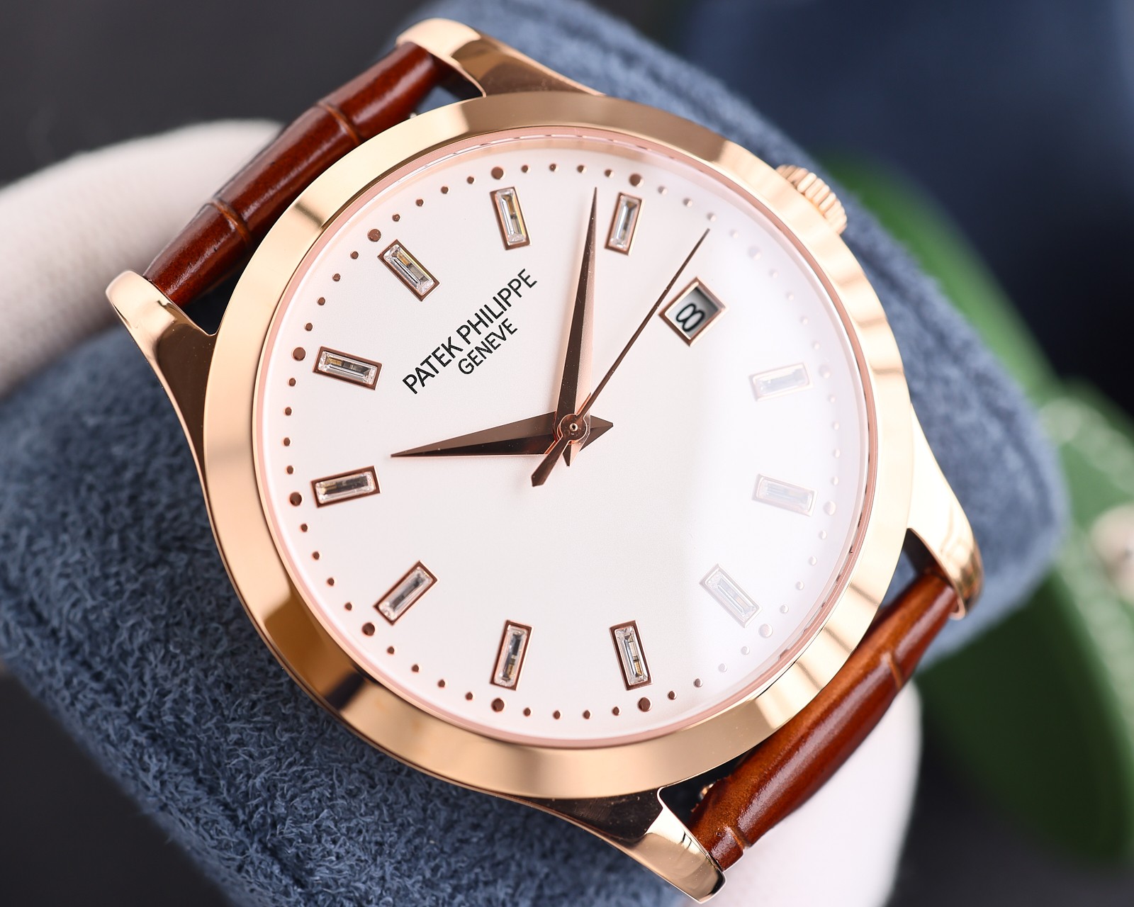 Patek Philippe TW Classic Series 5296