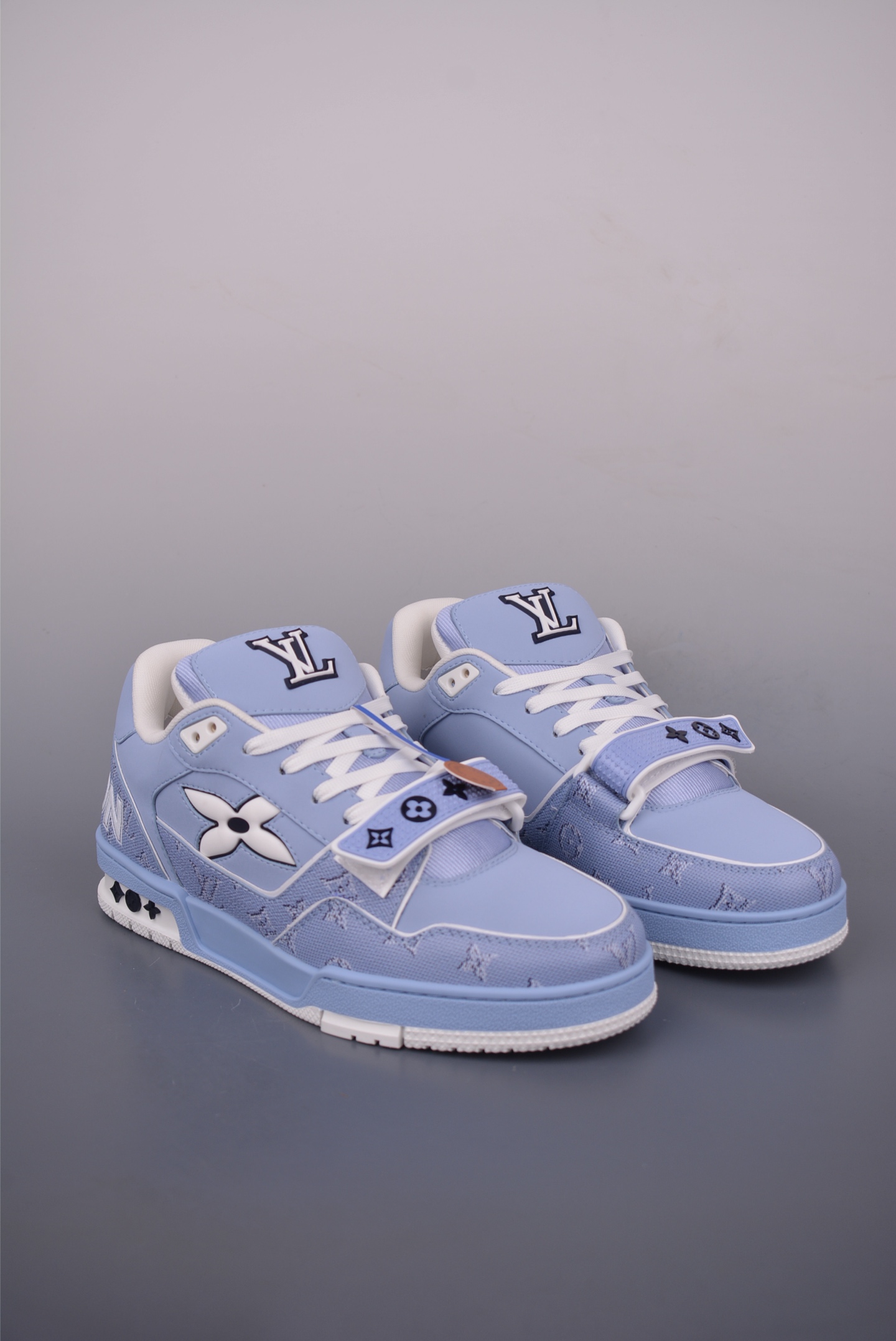 Louis Vuitton Archlight Sneakers 