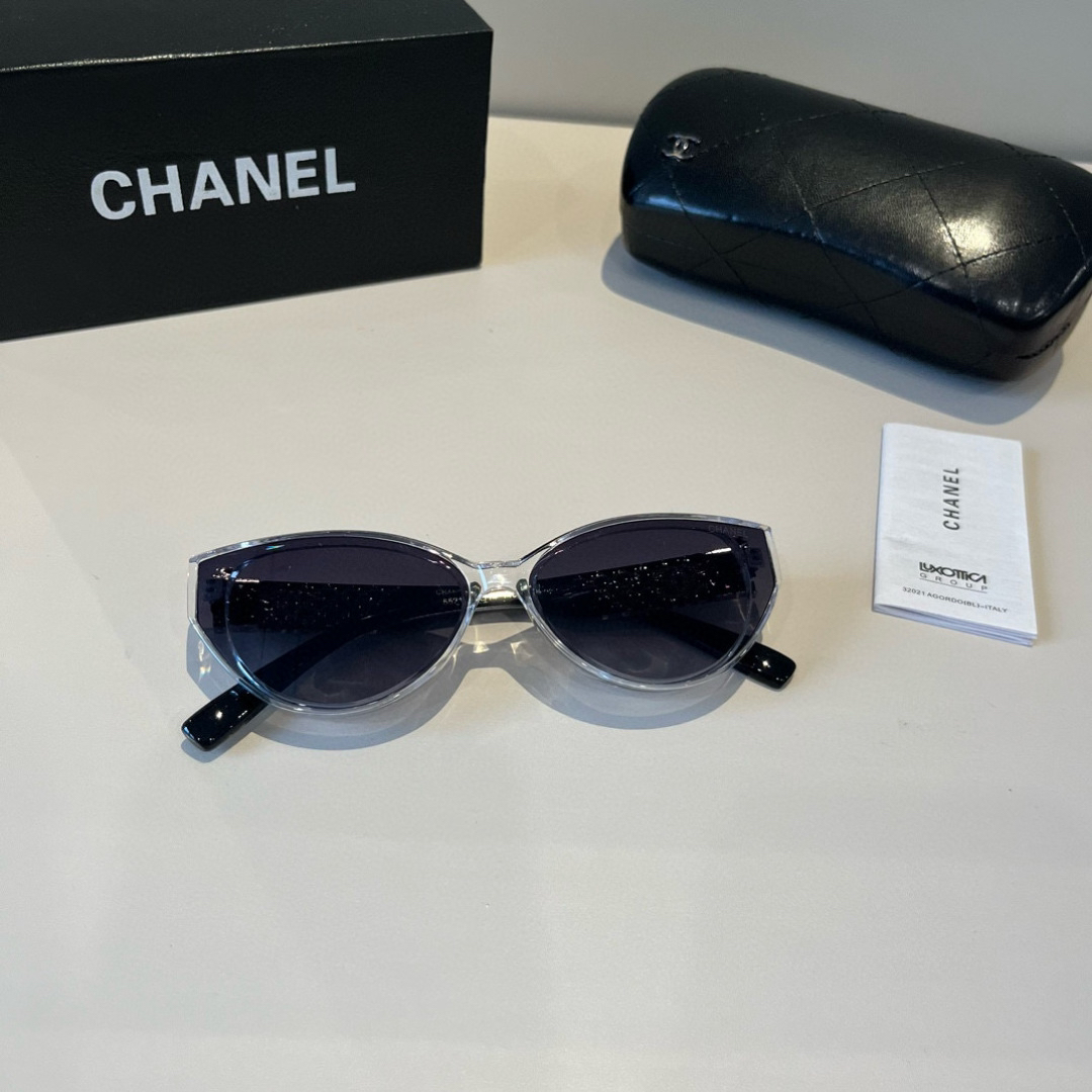 Chanel round frame sunglasses
