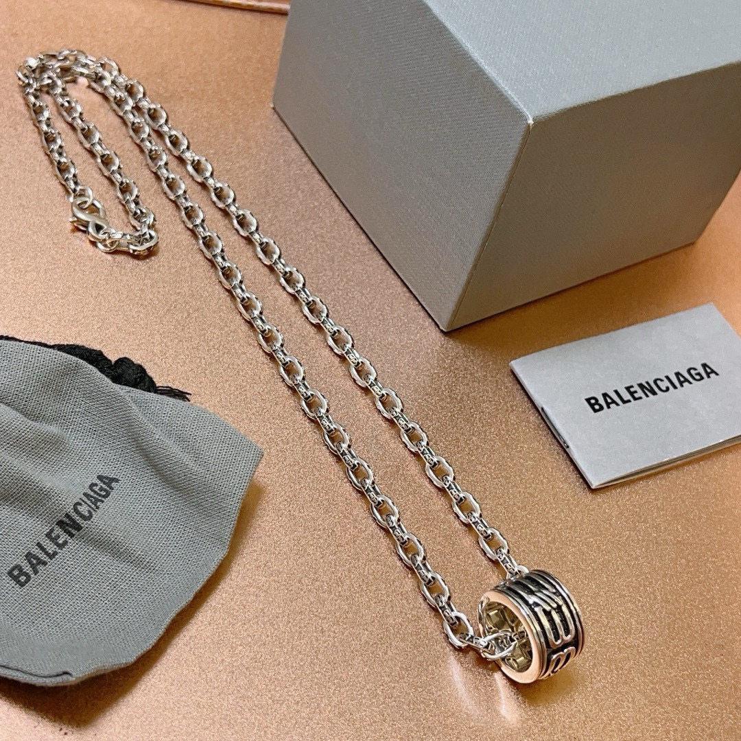 Balenciaga Ring Chain Vintage Necklace