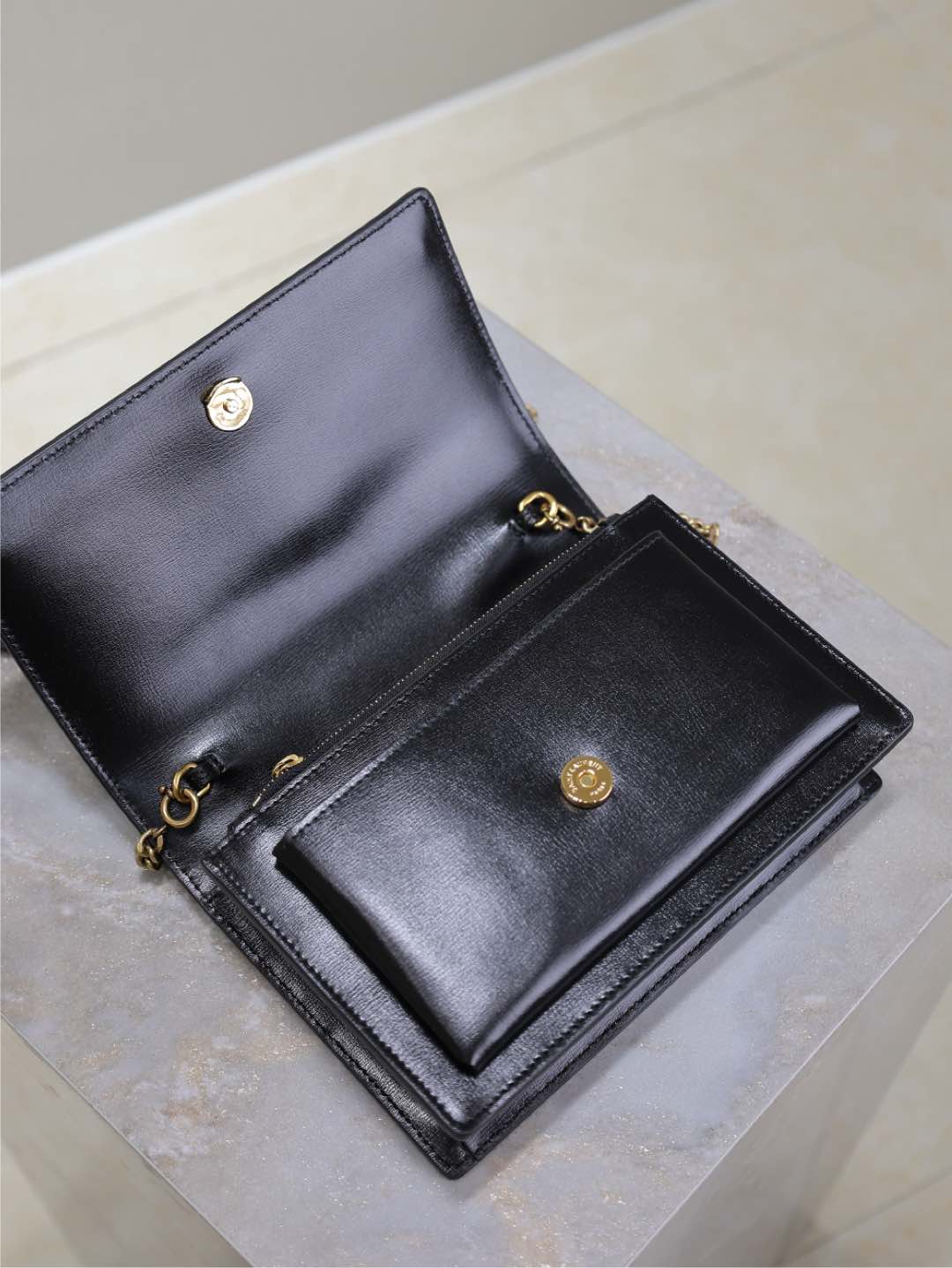 Yves Saint Laurent Sunset Woc Bag 533026