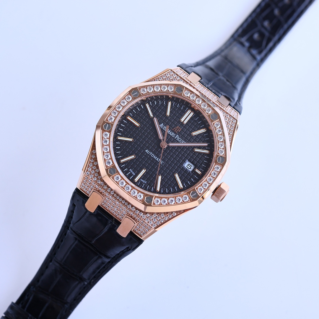Audemars Piguet Royal Oak Series 15510OR.OO.D002CR.02