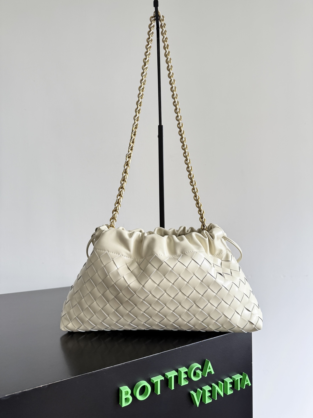 BOTTEGA VENETA 2025 New Women's Dustbag Notte Clutch 839394