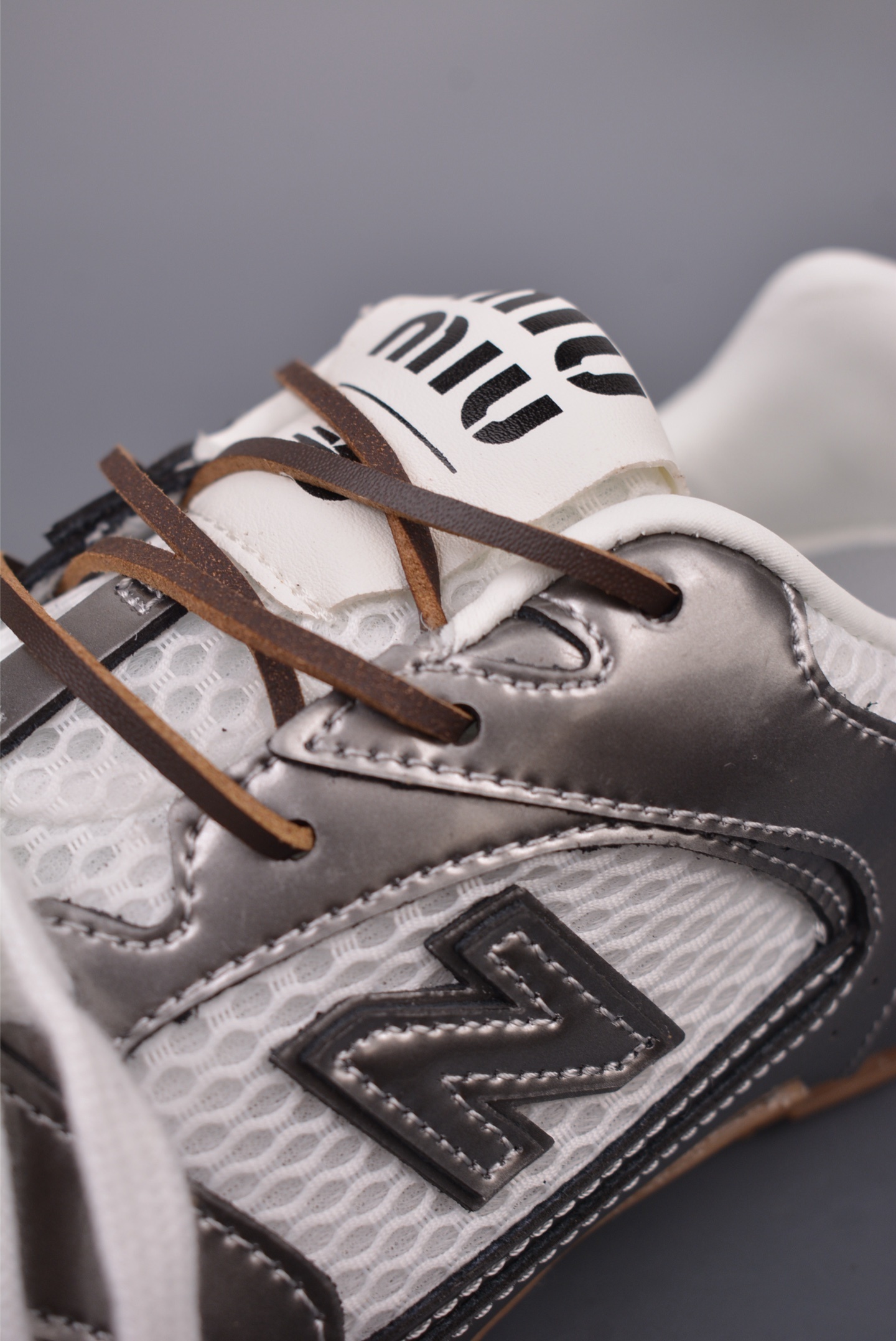Miu Miu x New Balance 530 SL Leather Sneakers Metallic Silver 5E165E_3L90_F0118_F_BD05