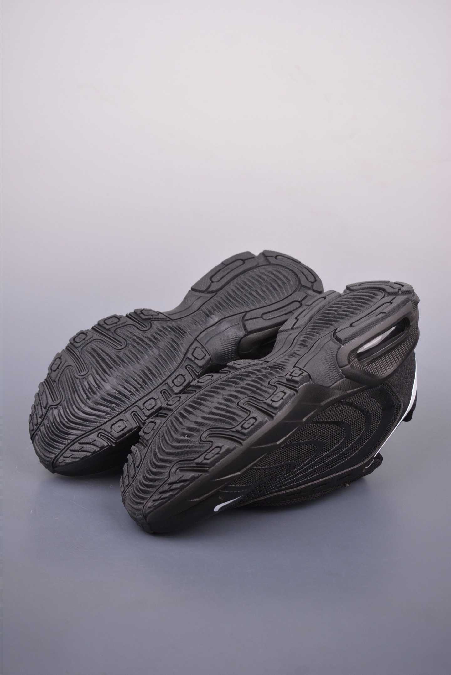 NIKE AIR MAX FIRE 2025 