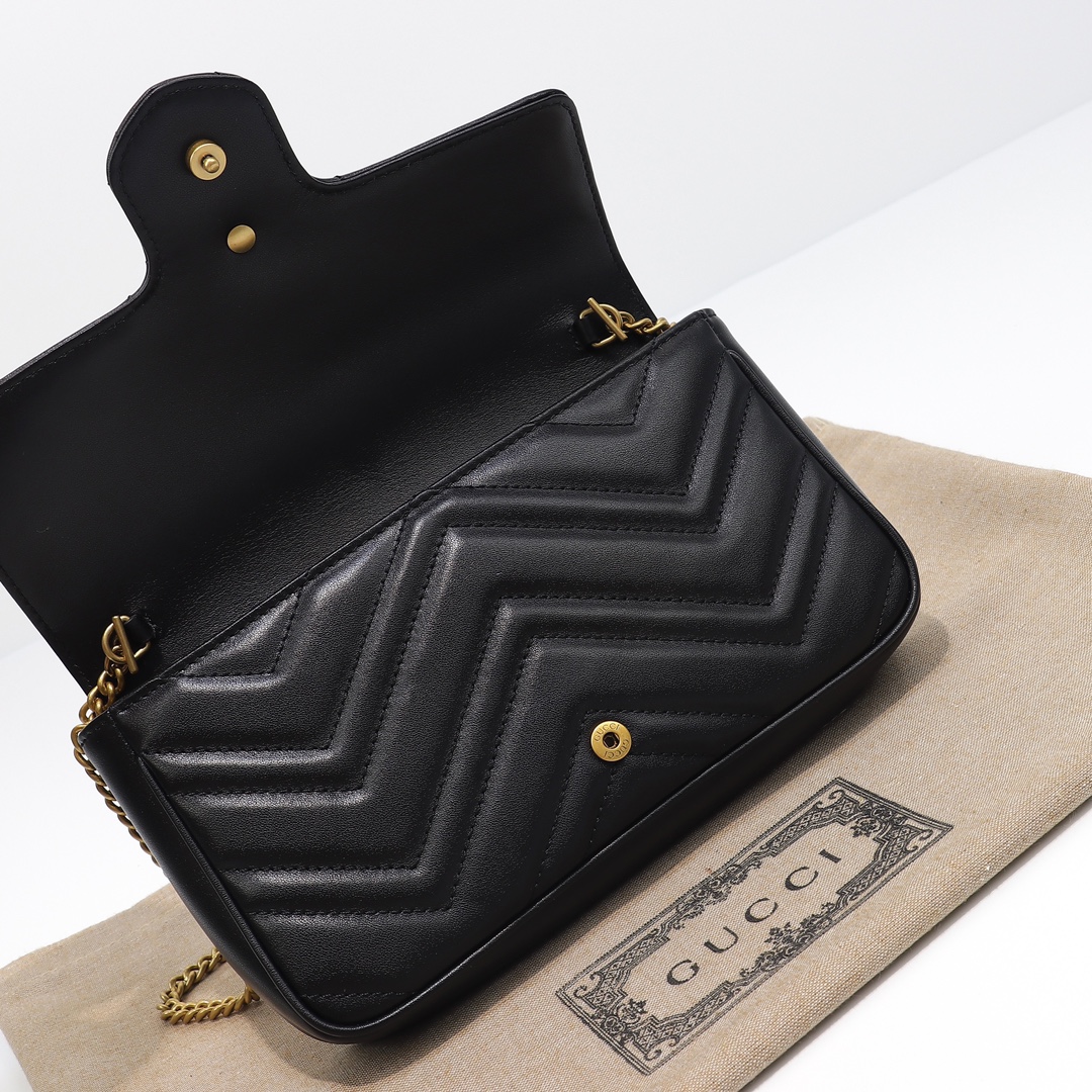 Gucci GG Marmont small shoulder bag ‎751526 AACCE 1061