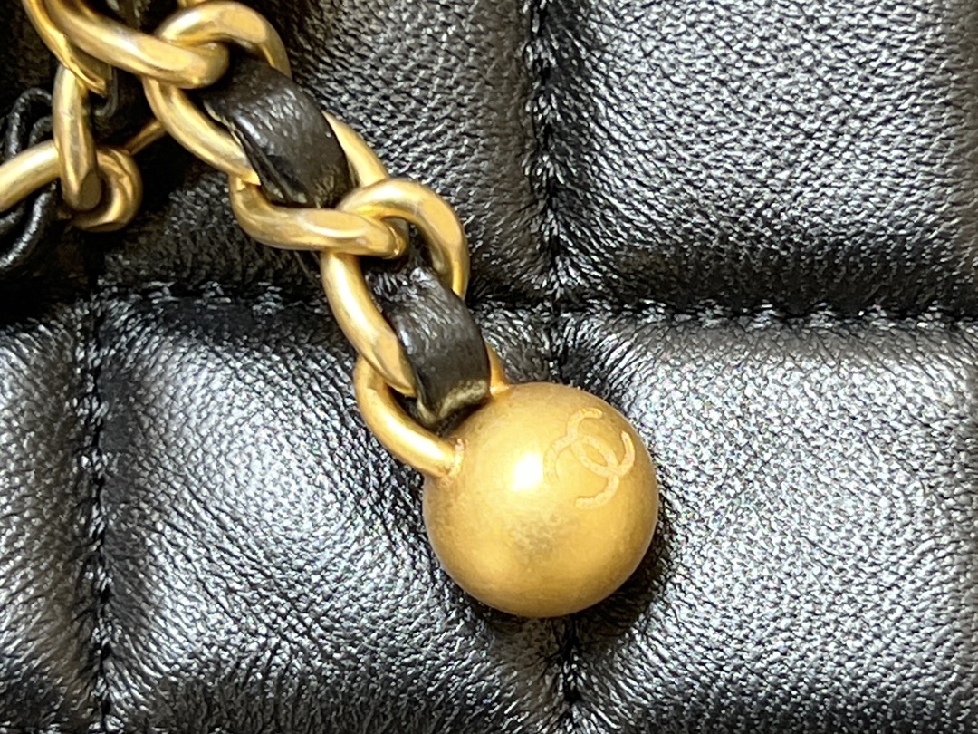 Chanel 22cc Spring/Summer Collection Golden Ball Hobo Hippie Bag 3259