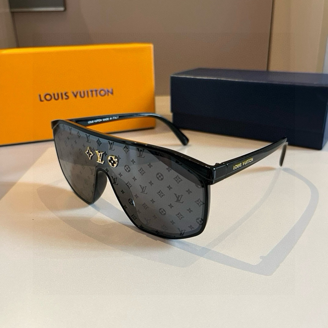 Louis Vuitton Square Frame Sunglasses