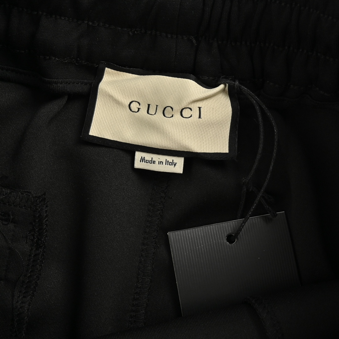 Gucci Red and Green Web Side Pocket Casual Shorts