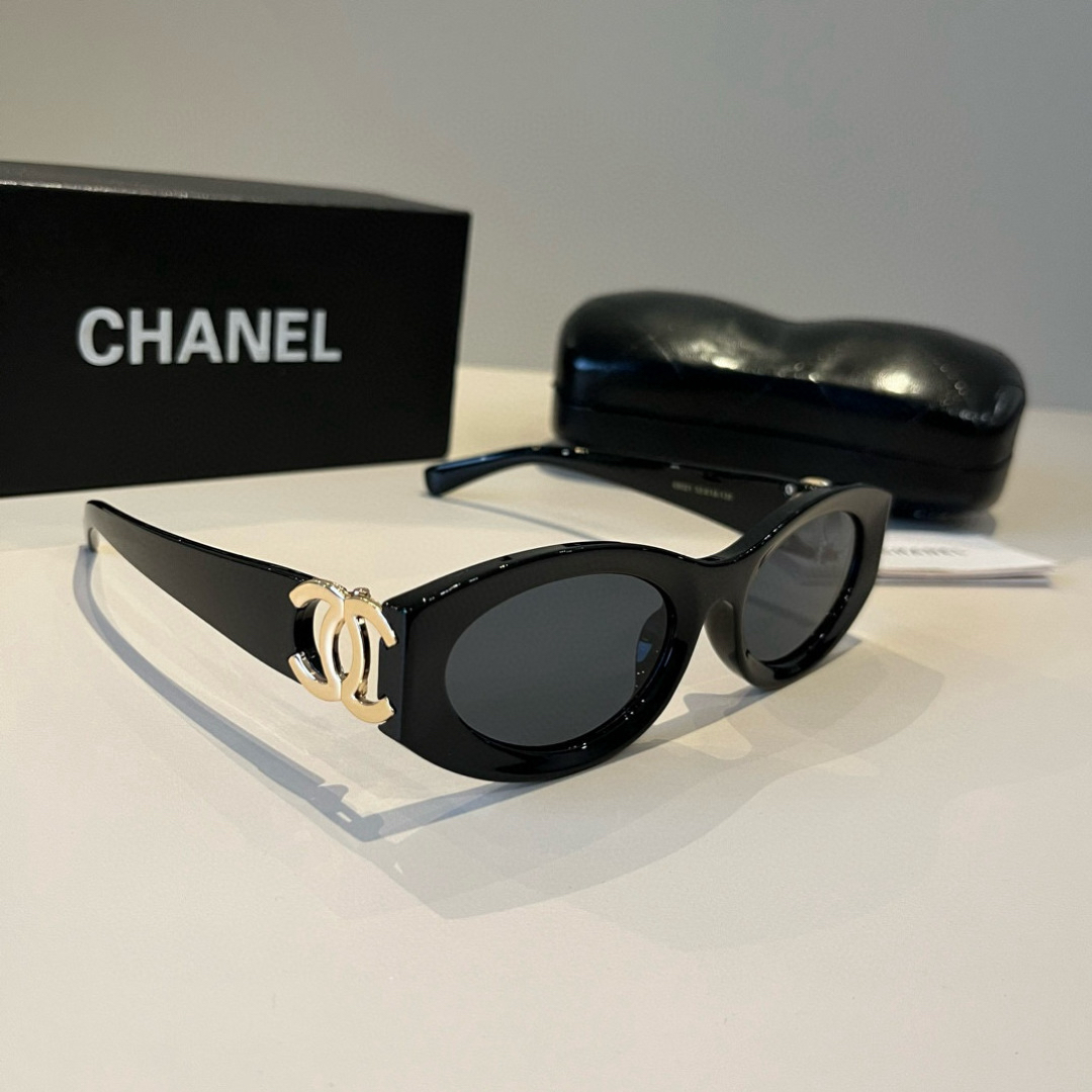 Chanel round frame sunglasses