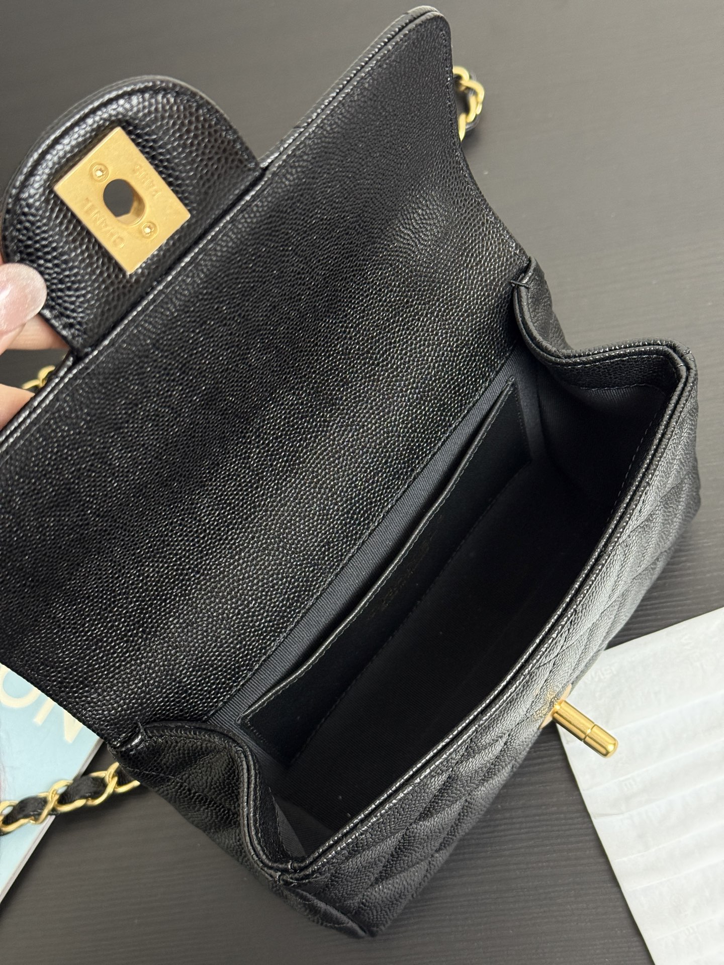 Chanel 25P Cowhide Double Chain Bag 99453