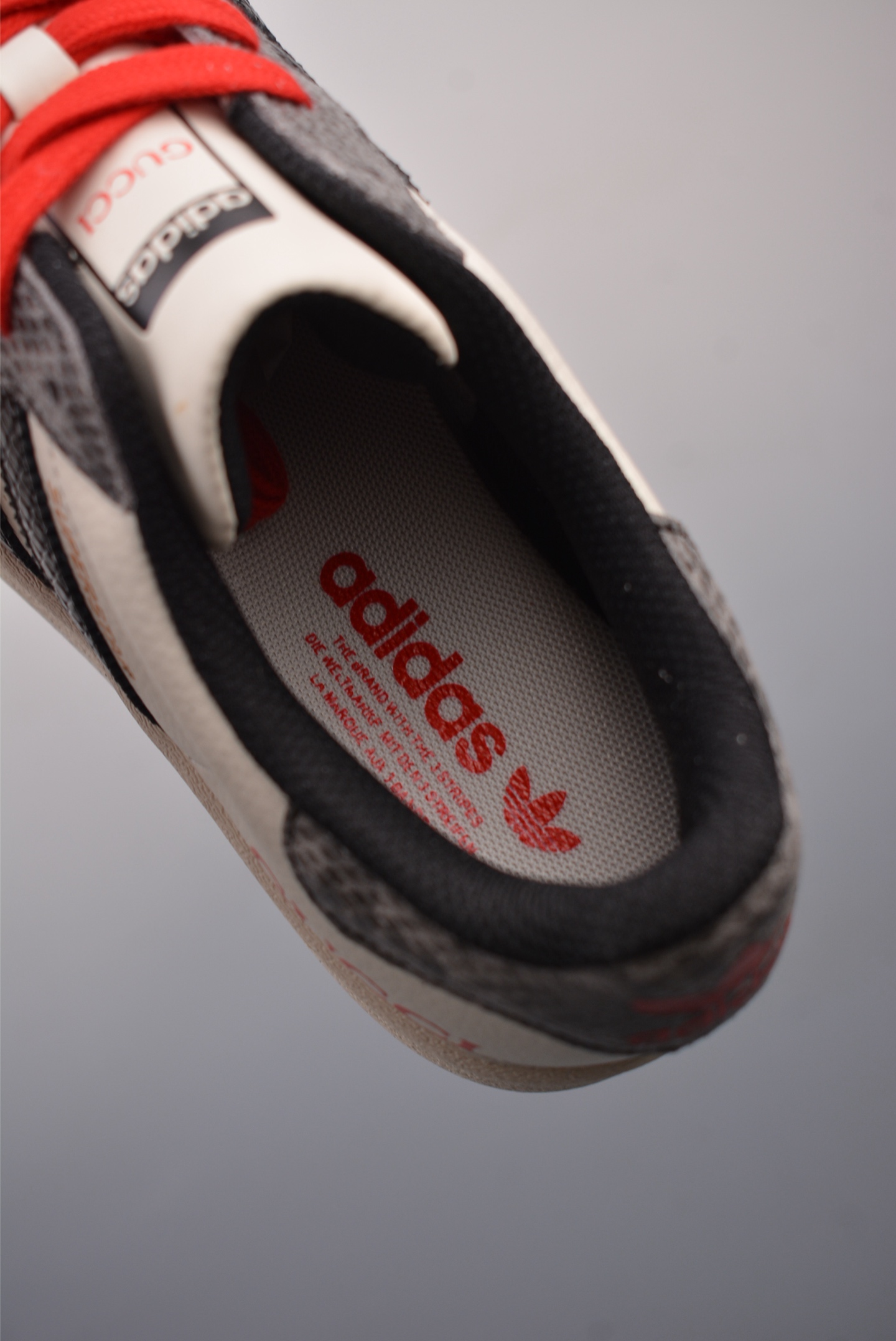 gucci x Adidas Originals Superstar leather white and red snake print BZ2522