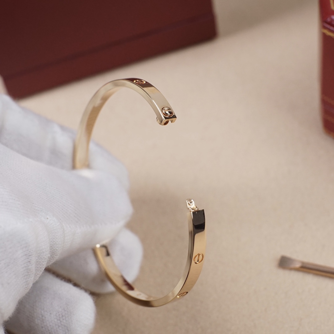 Cartier narrow bracelet