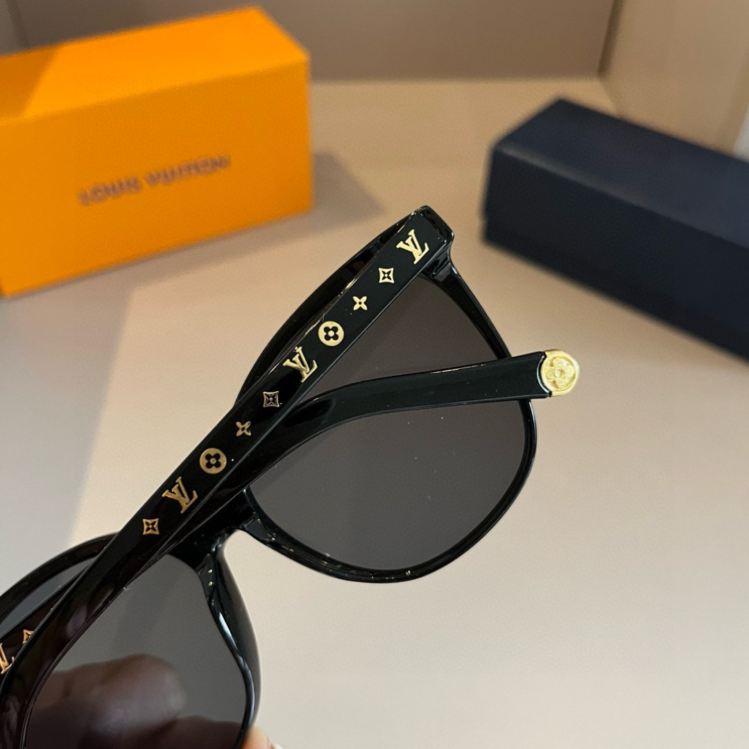 Louis Vuitton Square Frame Sunglasses