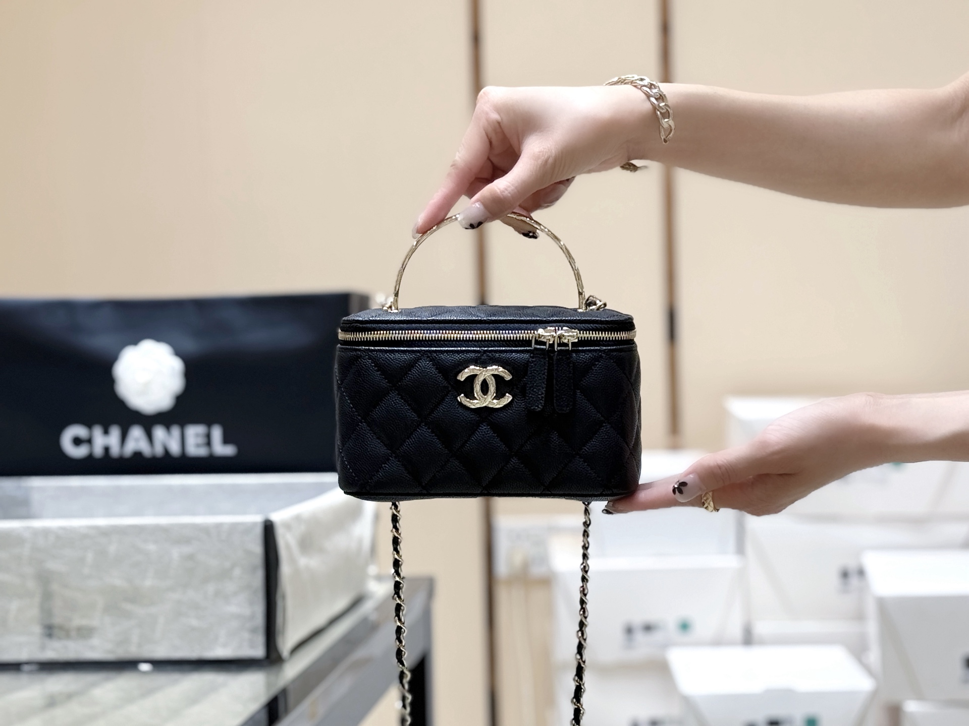Chanel 25S Spring/Summer Series coco crush handle long box AP4590 00108