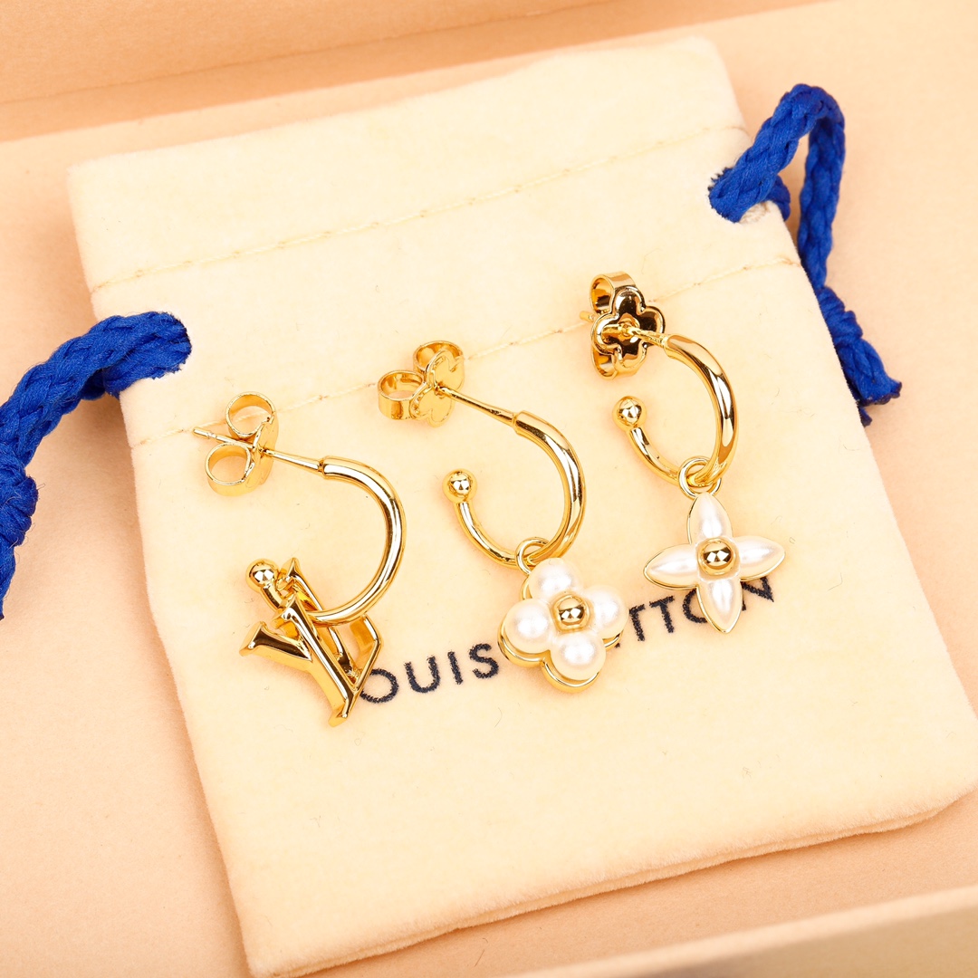 Louis Vuitton Small Flower Three-piece Earring Set
