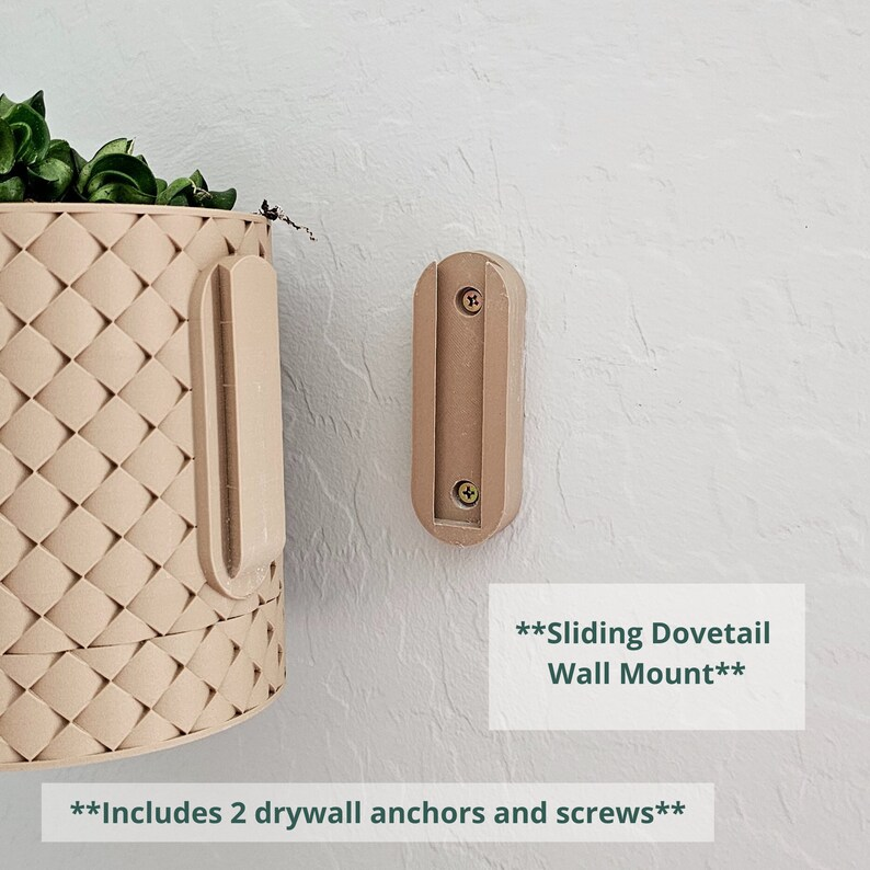 🌺🌺Basket Weave Wall Planter with Hidden Drip Tray
