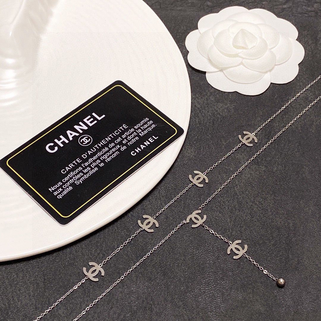 Chanel new double layer necklace