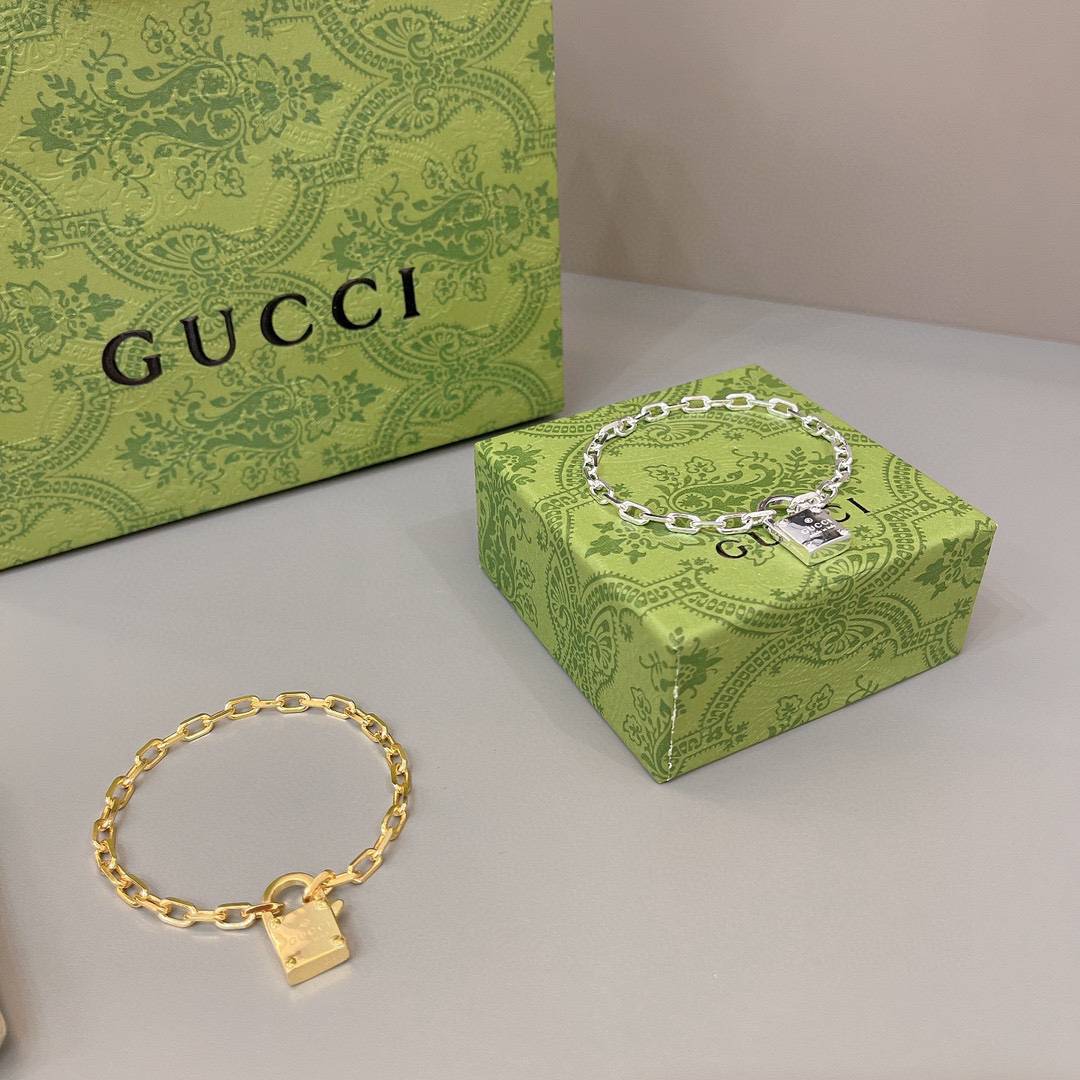 Gucci Lock Chain Bracelet