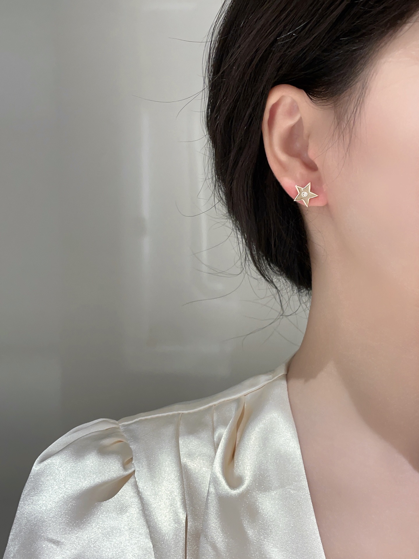 Dior letter full diamond earrings