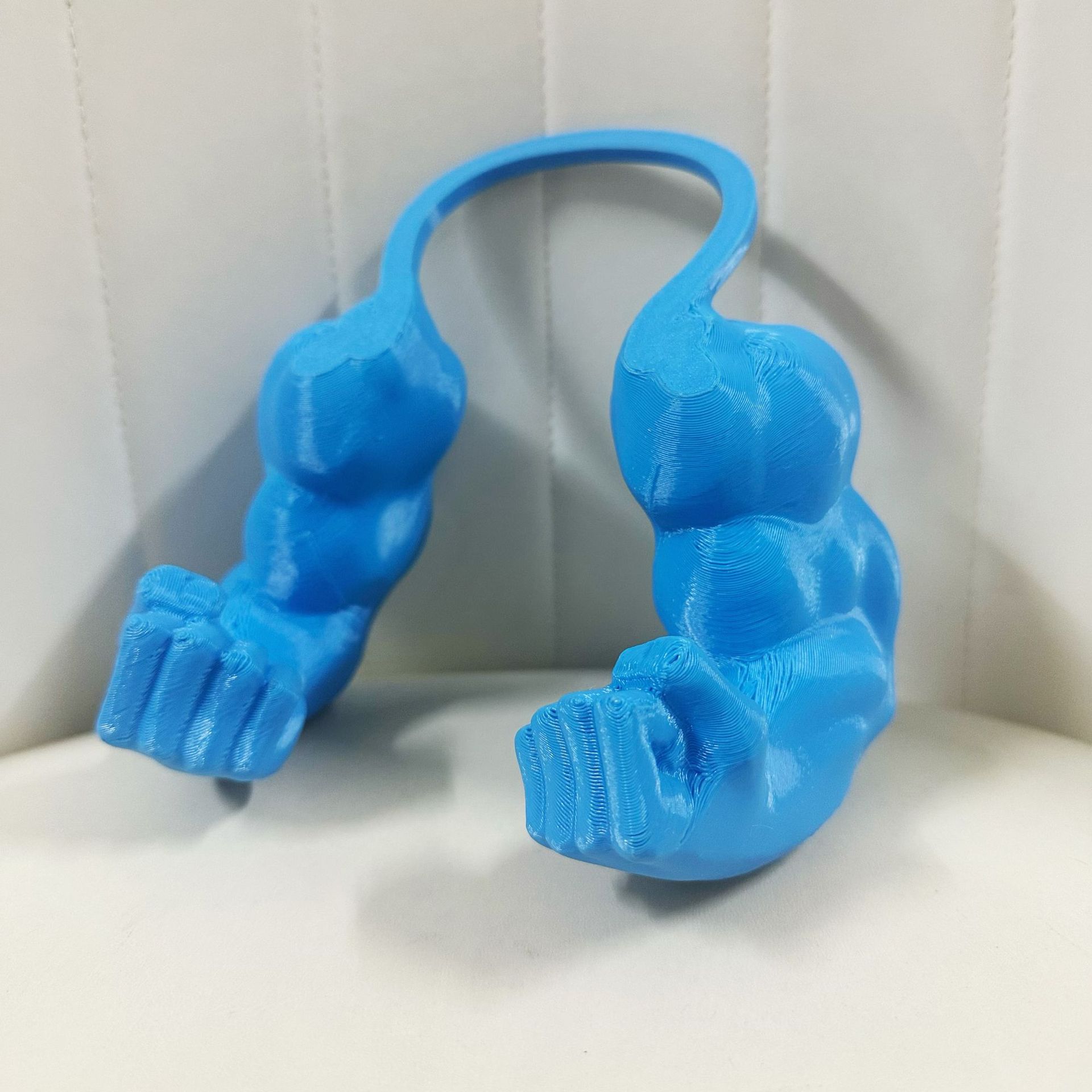 Creative Strongman Giant Arms