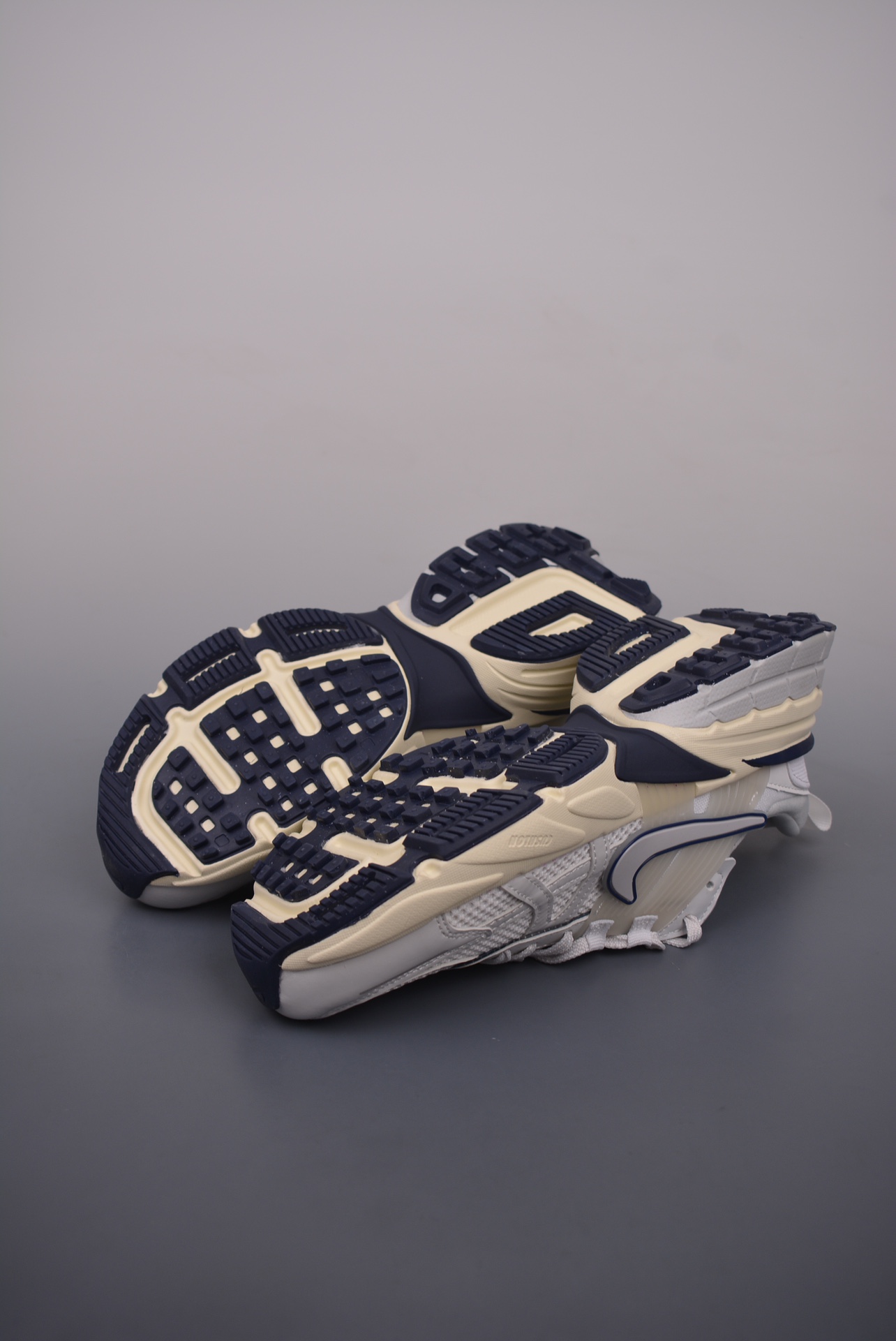 Nike Wmns V2K Runtekk LowWhite Grey Navy FD0736-102