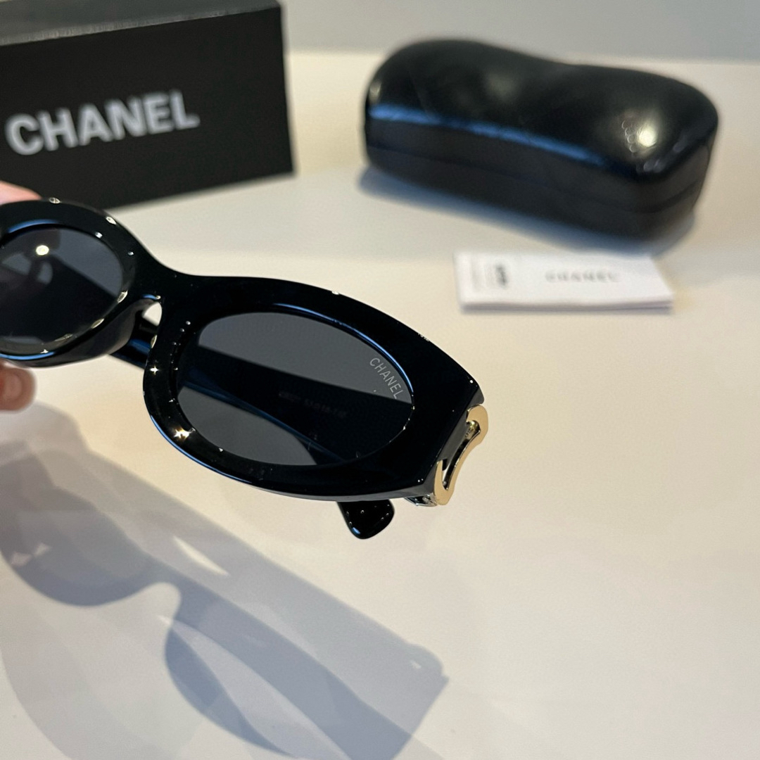 Chanel round frame sunglasses