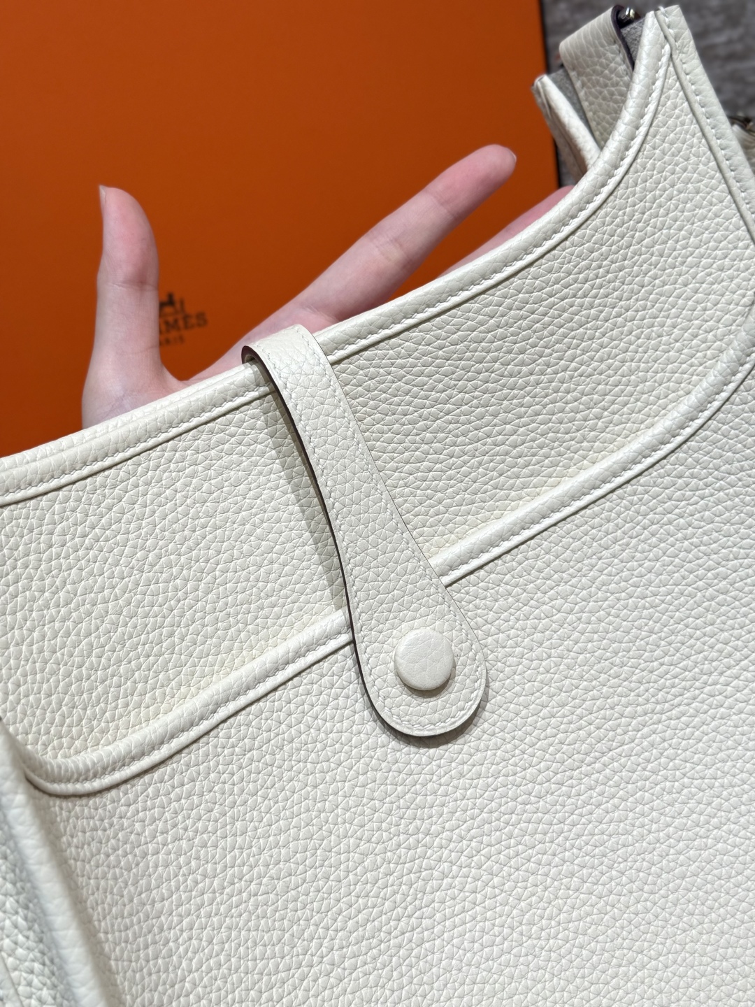 Hermès Evelyne i2nata Handbag (Handmade to order)