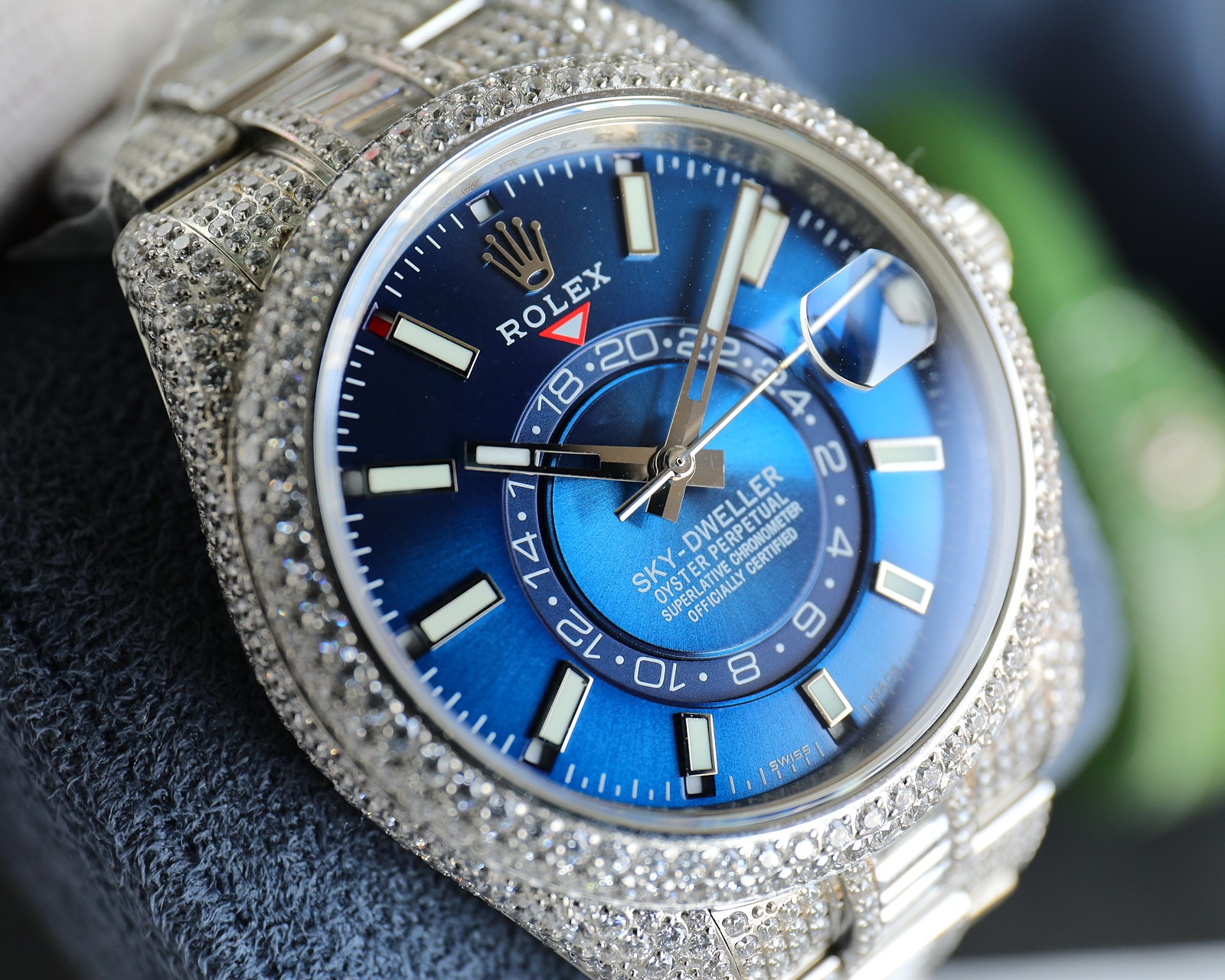 Rolex  Sky-Dweller